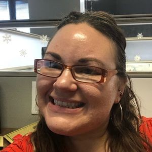 Meet your Posher, Fallon